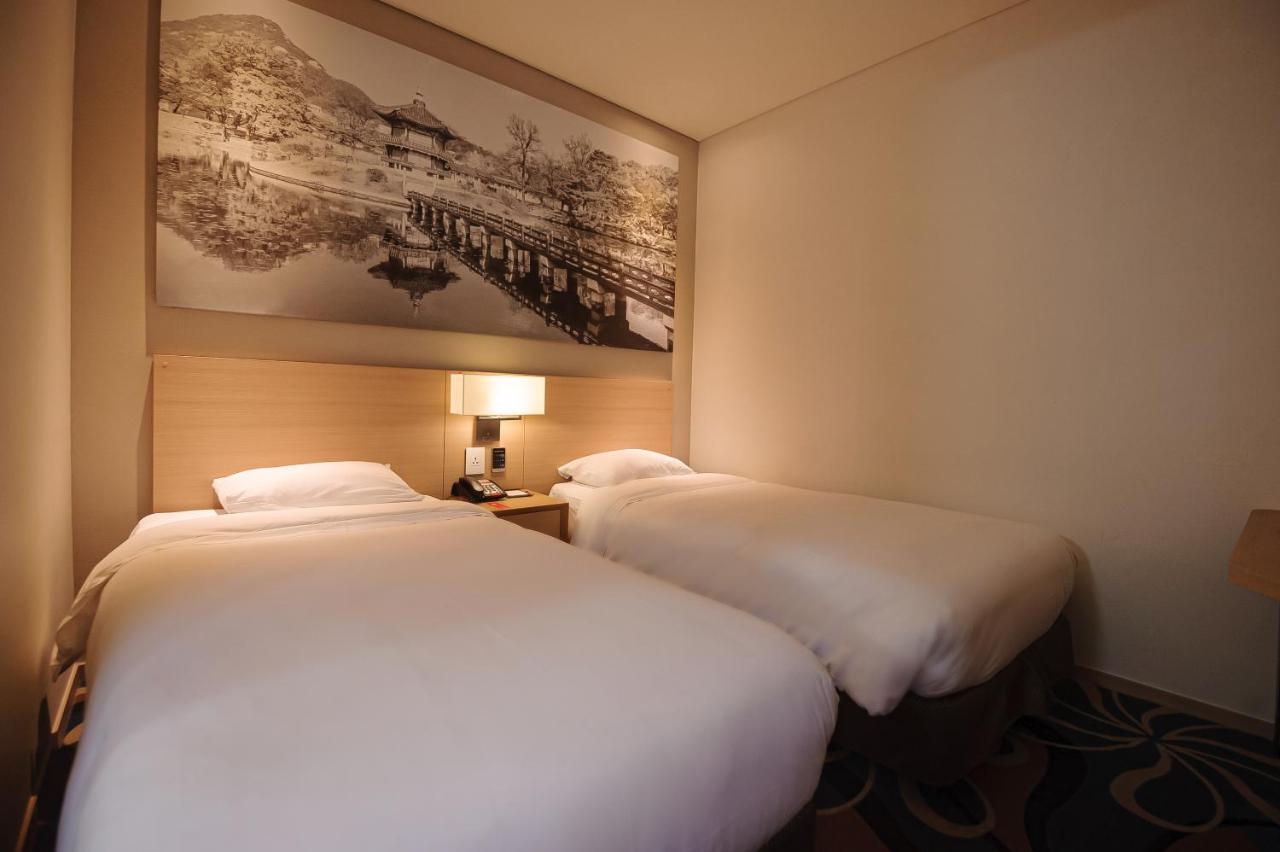 סיאול Travelodge Myeongdong Euljiro מראה חיצוני תמונה